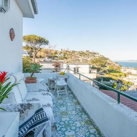2 Bedroom In Apartment Ischia