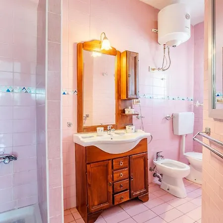 2 Bedroom In